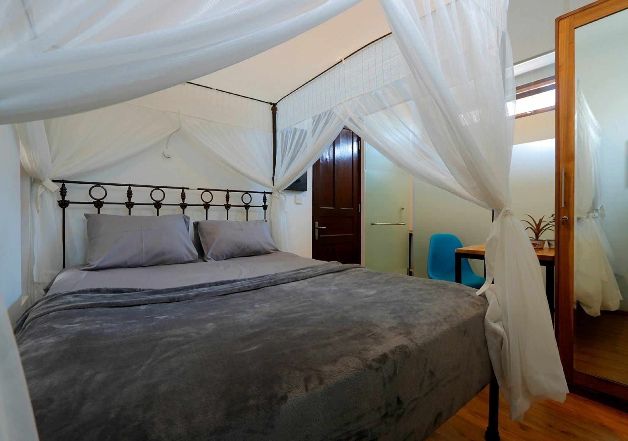 Bali Bee House Hotel เกอโรโบกัน ภายนอก รูปภาพ